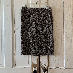 Chico’s animal print skirt Size 4